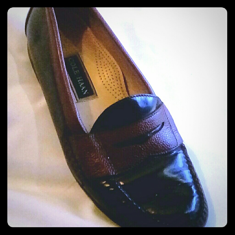 COLE HANN  American Classic Kneel and Loafer